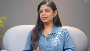 'ഇവളെയൊക്കെ സിനിമയിലെടുത്തത് മലയാള സിനിമയ്ക്ക് ഇത്രയും ദാരിദ്ര്യം ഉള്ളതുകൊണ്ടാണോ' എന്ന കമന്റ് കണ്ടു ഞാൻ കരഞ്ഞു പോയി: അഖില ഭാർഗവൻ