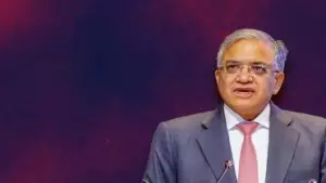 മുഖ്യ തെരഞ്ഞെടുപ്പ് കമ്മിഷണർ രാജ്യദ്രോഹിയെന്ന് വിളിക്കപ്പെടുന്നതെന്തുകൊണ്ട്?