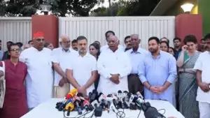 പ്രതിപക്ഷനേതാക്കള്‍ രാഹുലിന്റെ വസതിയില്‍: ജന്തര്‍ മന്തറില്‍ തന്നെ ഇന്ത്യ മുന്നണി സമരം തുടരുമെന്ന് ഖാര്‍ഗെ