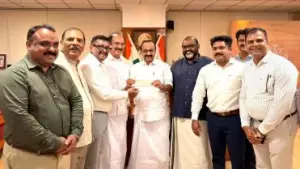 കെ.എസ്.ആര്‍.ടി.സിക്ക് വീണ്ടും പുതിയ ബസ്; സതേണ്‍ മള്‍ട്ടി സ്റ്റേറ്റ് കോ-ഓപ്പറേറ്റീവ് സൊസൈറ്റി 40 ലക്ഷം രൂപ നല്‍കി