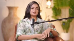 'പൂർണ്ണമായും നല്ലൊരു സമൂഹത്തിലേക്കല്ല നമ്മൾ വളർന്നുചെല്ലുന്നത്, എപ്പോഴും അച്ഛനും അമ്മയ്ക്കും കൂടെ വരാൻ കഴിയില്ലല്ലോ: മീനാക്ഷി അനൂപ്