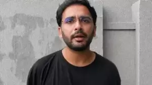 പ്രതിഷേധത്തിന് ഒരുങ്ങിയ പ്രവർത്തകരെ വ്യാപകമായി കസ്റ്റഡിയിലെടുക്കുന്നു; പൊലീസിനെതിരെ സി.ജെ.പി വക്താവ് ആശുതോഷ് റാങ്ക