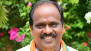 'കാഞ്ചനയ്ക്ക് മൊയ്തീനോടുള്ളതിനേക്കാൾ വലിയ സ്നേഹമാണ് സതീശന് പിണറായിയോട്'; സി.എം.ആർ.എൽ കേസിൽ ഒത്തുകളിയെന്ന് ബി.ജെ.പി
