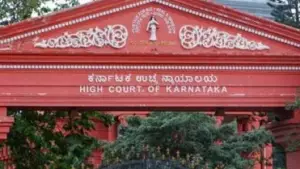 ബാബരി മസ്ജിദ് കേസിലെ സുപ്രീം കോടതി വിധിയെ 'നീതി നിഷേധം' എന്ന് വിശേഷിപ്പിക്കുന്നത് കുറ്റകരമല്ല; പോസ്റ്റർ പതിച്ചവർക്കെതിരായ കേസ് കർണാടക ഹൈക്കോടതി റദ്ദാക്കി