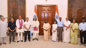 ഗ്യാനേഷ്, എസ്.ഐ.ആര്‍: തങ്ങള്‍ ഉന്നയിച്ച വിഷയങ്ങള്‍ രാഷ്ട്രപതി നിഷേധിച്ചിട്ടില്ലെന്ന് പ്രതിപക്ഷ നേതാക്കള്‍