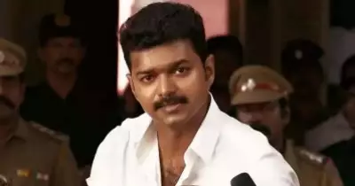 ഇവിടുന്നാണ് എല്ലാം മാറിത്തുടങ്ങിയത്, രാജ്യം ഭരിക്കുന്ന പാര്‍ട്ടിക്കെതിരെ സംസാരിച്ച വിജയ് ചിത്രത്തിന് ഒമ്പത് വയസ്, ആഘോഷമാക്കി ആരാധകര്‍