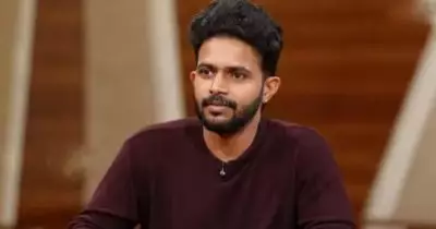 സാറിന്റെ പെണ്ണ് കേസ് എന്തായി എന്ന കമന്റ് മാറി, ഇപ്പോള്‍ വാഷിങ് മെഷീന്‍ കിട്ടിയോ എന്നാണ്: വിനീത് വിശ്വം