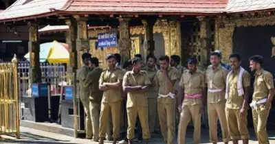 പൊലീസ് യൂണിഫോമിൽ മതചടങ്ങുകളിൽ പങ്കെടുക്കരുതെന്ന് കോടതി: മതസ്വാതന്ത്ര്യം തടയാനല്ലെന്ന് സർക്കാർ