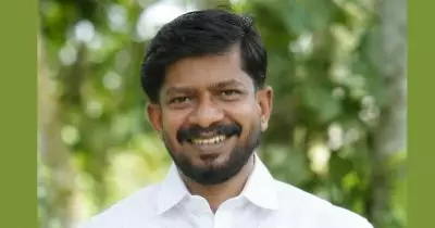 'തന്തവൈബ്' സര്‍കാസ്റ്റിക് ആയി പറഞ്ഞത്; വിദേശത്ത് പോയത് പ്രവാസികളുടെ പരിപാടിക്കെന്ന്