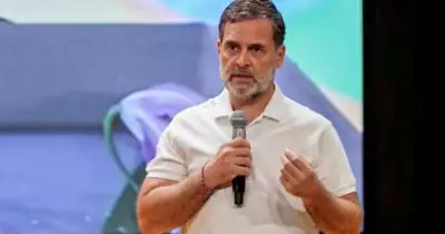 ഗ്യാനേഷ് കുമാറിനെ മോദിയും അമിത് ഷായും സംരക്ഷിക്കുന്നു; ജനാധിപത്യം തകരുന്നത് നോക്കി നില്‍ക്കില്ല: രാഹുല്‍ ഗാന്ധി