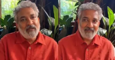 ആദ്യത്തെ പതിനഞ്ച് മിനിട്ടില്‍ പ്രേക്ഷകനെ സിനിമയിലേക്ക് ഹുക്ക് ചെയ്യാന്‍ സാധിക്കണം എന്നാണ് എന്റെ അച്ഛന്‍ എന്നോട് പറഞ്ഞത്: എസ്.എസ് രാജമൗലി