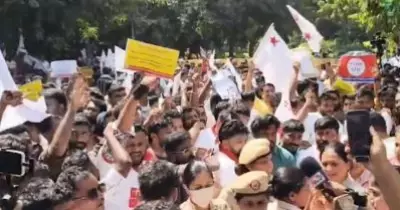 ജന്തര്‍ മന്തര് 2.0: എം.എ. ബേബിയുള്‍പ്പെടെ ഇടത് നേതാക്കള്‍ അറസ്റ്റില്‍