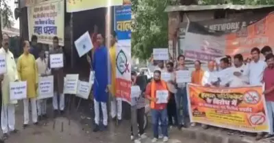 ഹലാല്‍ ഉത്പന്നങ്ങള്‍ ഭീകരപ്രവര്‍ത്തനങ്ങള്‍ക്ക് ധനസഹായം നല്‍കുന്നു; ബഹിഷ്‌കരിക്കണമെന്ന് ഹിന്ദുത്വ സംഘടന