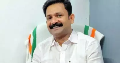 'പിണറായിയോട് മൃദുസമീപനം, ഉമ്മൻചാണ്ടിക്ക് നീതി നിഷേധിക്കപ്പെട്ടത് മറക്കരുത്': സർക്കാരിനെതിരെ കോൺഗ്രസ് മാധ്യമ വക്താവ് ജിന്റോ ജോൺ