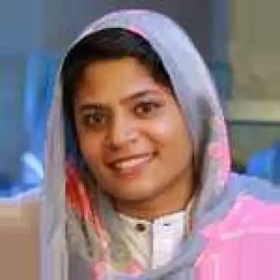 റെന്‍സ ഇഖ്ബാല്‍