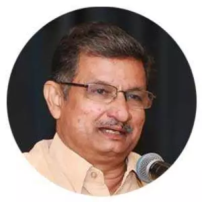 അശോകന്‍ ചരുവില്‍