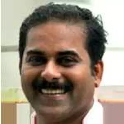 സനീഷ് ഇളയിടത്ത്