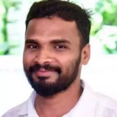 ലത്തീഫ് നെല്ലിച്ചോട്
