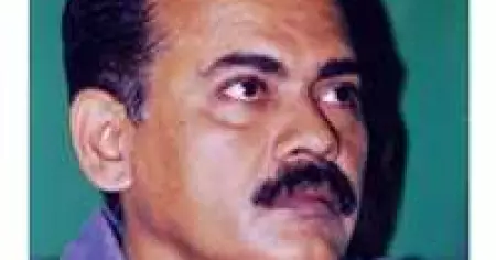 സത്യാന്വേഷണം തുടരട്ടെ