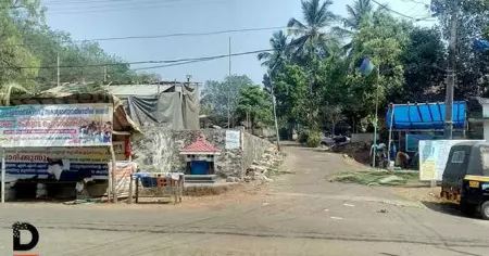 'ജാതിമതില്‍' കെട്ടിയുയര്‍ത്തി ദളിതരുടെ സ്ഥലം കയ്യേറാന്‍ എന്‍.എസ്.എസ്; മരിക്കേണ്ടി വന്നാലും വടയമ്പാടി കോളനി മൈതാനം വിട്ടു തരില്ലെന്ന് ദളിതര്‍