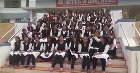 'തുണ്ടുപടം' കാണാന്‍ വേണ്ടിയായിരുന്നില്ല ഈ പെണ്‍കുട്ടികളുടെ സമരം: മുദ്രാവാക്യത്തിന്റെ പേരില്‍ സോഷ്യല്‍ മീഡിയ അധിക്ഷേപിച്ചത് അവകാശങ്ങള്‍ക്കുവേണ്ടി പോരാടി വിജയിച്ചവരെ