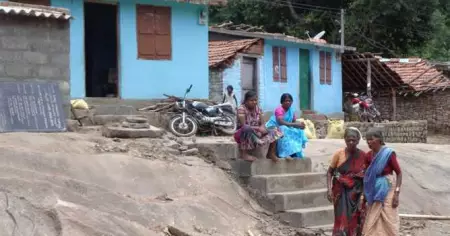 കേരള മണ്ണില്‍ കാലിമേയ്ക്കാന്‍ തമിഴ്‌നാടിന് പണം നല്‍കേണ്ടിവരുന്ന ആദിവാസികള്‍- വീഡിയോ