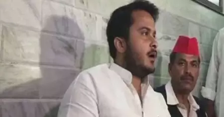 ഒരു മുസ്‌ലീമായത് കൊണ്ടല്ലേ നിങ്ങള്‍ അദ്ദേഹത്തെ വിലക്കിയത്?; അസം ഖാനെതിരെയുള്ള തെരഞ്ഞെടുപ്പ് കമ്മീഷന്റെ നടപടിക്കെതിരെ മകന്‍