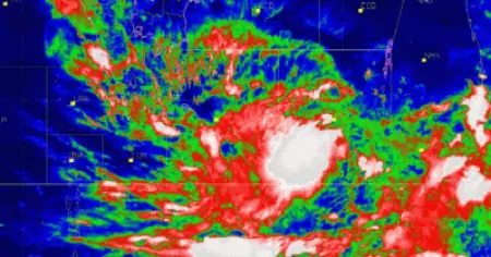 ഫോനി ചുഴലിക്കാറ്റ് അതിതീവ്രമാകുന്നു; കേരളത്തില്‍ യെല്ലോ അലേര്‍ട്ട്;  ഗവിയില്‍  സന്ദര്‍ശകര്‍ക്ക് വിലക്ക്