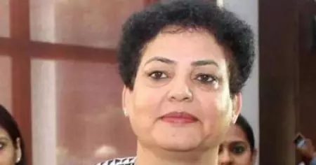 ബീഡില്‍ കരിമ്പു തൊഴിലാളികള്‍ക്ക് പിഴ അടക്കാതിരിക്കാന്‍ ഗര്‍ഭപാത്രം നീക്കം ചെയ്യേണ്ടി വരുന്നെന്ന റിപ്പോര്‍ട്ട്; മഹാരാഷ്ട്ര ചീഫ് സെക്രട്ടറിക്ക് ദേശീയ വനിതാ കമ്മീഷന്റെ നോട്ടീസ്
