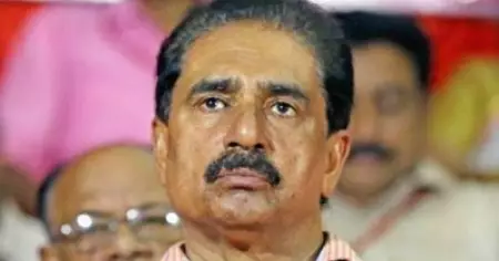 കൊല്ലത്ത് വോട്ട് നേടാന്‍ എല്‍.ഡി.എഫ് പണം വിതരണം ചെയ്യുന്നുവെന്ന് പ്രേമചന്ദ്രന്‍