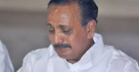 നാമനിര്‍ദേശ പത്രികയില്‍ വിവരങ്ങള്‍ മറച്ചുവെച്ചു; എം.കെ രാഘവനെതിരെ വീണ്ടും പരാതി