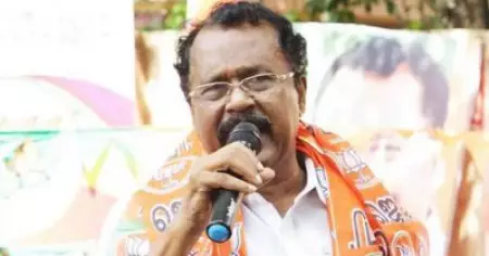 കാക്ക കുളിച്ചാല്‍ കൊക്കാകില്ല ; ആര്‍.എസ്.എസ് മാതൃകയില്‍ സംഘടന സംവിധാനം ഒരുക്കാനുള്ള കോണ്‍ഗ്രസ് തീരുമാനത്തെ പരിഹസിച്ച് ശ്രീധരന്‍പിള്ള