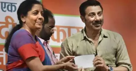 62 വയസുള്ള സണ്ണി ഡിയോളിനെ യുവ നടന്‍ എന്ന് വിശേഷിപ്പിച്ച് നിര്‍മ്മലാ സീതാരാമന്‍;  ട്രോളുമായി സോഷ്യല്‍മീഡിയ