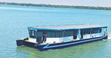 മൂന്ന് ബോട്ട് ജെട്ടികളില്‍ വാട്ടര്‍മെട്രോ; അത്യാധുനിക സൗകര്യങ്ങളോടെ ഇനി ജലയാത്ര