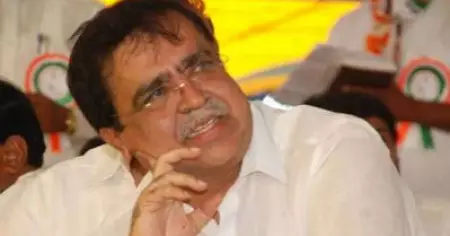 കോണ്‍ഗ്രസ് നേതാക്കള്‍ കാലുവാരിയത് ബി.ജെ.പി നേട്ടമുണ്ടാക്കി; കര്‍ണാടക സര്‍ക്കാര്‍ ജൂണ്‍ പത്തിന് ശേഷം താഴെ വീഴുമെന്നും മുതിര്‍ന്ന കോണ്‍ഗ്രസ് നേതാവ്