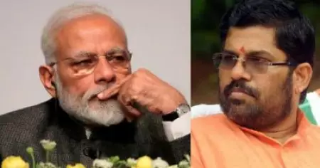 'മരണപ്പെട്ടവരെക്കുറിച്ച് അപവാദം പ്രചരിപ്പിക്കുന്നവന്‍ നീചയോനിയില്‍ പിറന്ന ആസുരികളെന്നറിഞ്ഞാലും'; മോദിക്കെതിരെ സന്ദീപാനന്ദ ഗിരി