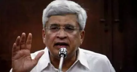 പ്രകാശ് കാരാട്ട് ബി.ജെ.പി അനുകൂല പ്രസ്താവന നടത്തിയതായി ബംഗാള്‍ ഘടകത്തിന്റെ പരാതി; അവയ്‌ലബിള്‍ പി.ബി ചര്‍ച്ചചെയ്യണമെന്ന് ആവശ്യം