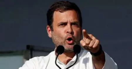 'അംബാനിയുടെയും നീരവിന്റെയും ചോക്‌സിയുടെയും ചൗക്കിദാര്‍'; മോദിയെ പരിഹസിച്ച് രാഹുല്‍