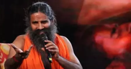 പെരിയാറും അംബേദ്കറും ലെനിനും ഇന്റലക്ച്വല്‍ ടെററിസ്റ്റുകളെന്ന് ബാബാരാംദേവ്; പതഞ്ജലി ബഹിഷ്‌കരിക്കാനും ബാബാരാംദേവിന്റെ അറസ്റ്റ് ആവശ്യപ്പെട്ടും സോഷ്യല്‍ മീഡിയ