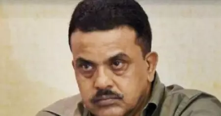 മോദിക്കെതിരെയുള്ള 'പുതിയ കാലത്തെ ഔറംഗസേബ്'പ്രയോഗത്തില്‍ സഞ്ജയ് നിരുപമിന് തെരഞ്ഞെടുപ്പ് കമ്മീഷന്റെ നോട്ടീസ്
