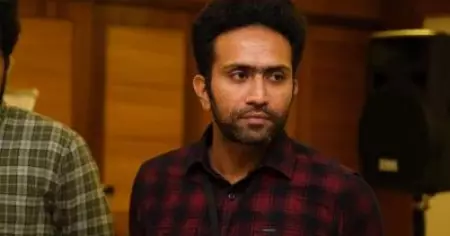 ഹിന്ദു ഒരു മതമല്ല സംസ്‌കാരമാണ്, ഒരു ദൈവത്തിന് എന്തിനാണ് ഇത്രയധികം വിഭാഗങ്ങള്‍: ഷൈന്‍ ടോം ചാക്കോ