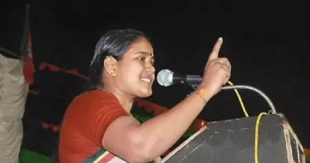 'കെട്ട് പൊട്ടിക്കാതെ ശോഭയുടെ നോട്ടീസുകള്‍, കിട്ടിയ സ്ഥലവും വിവാദത്തില്‍'; ബി.ജെ.പിയില്‍ വീണ്ടും പോര്