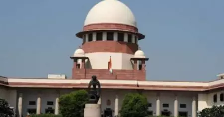 പെരുമാറ്റചട്ടലംഘനം: മോദിക്കും, അമിത് ഷായ്ക്കും ക്ലീന്‍ ചിറ്റ് നല്‍കിയത് പരിശോധിക്കുമെന്ന് സുപ്രീം കോടതി