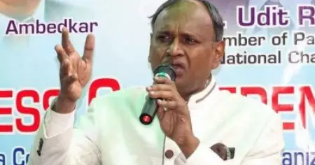 തെരഞ്ഞെടുപ്പ് അട്ടിമറിക്കാനുള്ള ശ്രമത്തില്‍ സുപ്രീം കോടതിയ്ക്കും പങ്കുണ്ടോ? ; വിവിപാറ്റ് എണ്ണണമെന്ന ആവശ്യം കോടതി തള്ളിയതിനു പിന്നാലെ ചോദ്യമുയര്‍ത്തി ഉദിത് രാജ്