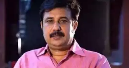 'രാഷ്ട്രീയ വിയോജിപ്പ് വ്യക്തിപരമല്ല'; പാര്‍ട്ടി ഓഫീസ് കത്തിച്ച കേസില്‍ കോടതി വെറുതെ വിട്ട ജോഷിയുടെ പിഴതുക കെട്ടിവെക്കാമെന്ന് ആരിഫ് എം.പി