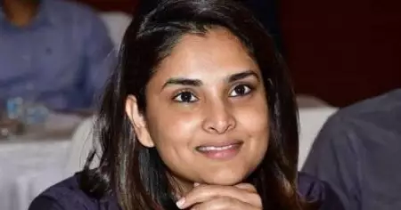 നിര്‍മ്മലാ സീതാരാമനെ അഭിനന്ദിച്ചുള്ള ട്വീറ്റിനു പിന്നാലെ ദിവ്യ സ്പന്ദന ട്വിറ്റര്‍ അക്കൗണ്ട് ഡിലീറ്റ് ചെയ്തു; ഊഹാപോഹങ്ങളുമായി സോഷ്യല്‍ മീഡിയ