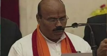 മേനകാ ഗാന്ധിയല്ല; പ്രോടേം സ്പീക്കറായി ബി.ജെ.പി എം.പി ഡോ. വിരേന്ദ്രകുമാര്‍ ഘട്ടിക്