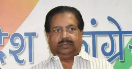 പിസി ചാക്കോ രാജിവെക്കണമെന്ന് ദല്‍ഹിയിലെ നേതാക്കള്‍; പാര്‍ട്ടി പറഞ്ഞാല്‍ രാജിവെക്കാമെന്ന് ചാക്കോ