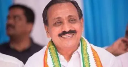 കോഴിക്കോട് എം.പി എം.കെ രാഘവന് വീണ് പരിക്കേറ്റു