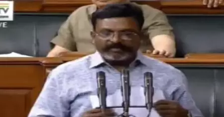 'അംബേദ്കറും പെരിയാറും വിജയിക്കട്ടെ', 'ജനാധിപത്യവും സമത്വവും വിജയിക്കട്ടെ'; തിരുമാളവന്‍ ലോക്‌സഭയില്‍